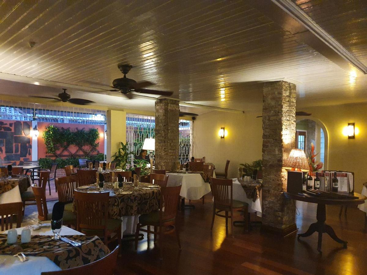 Cara Lodge Hotel Джорджтаун Екстериор снимка